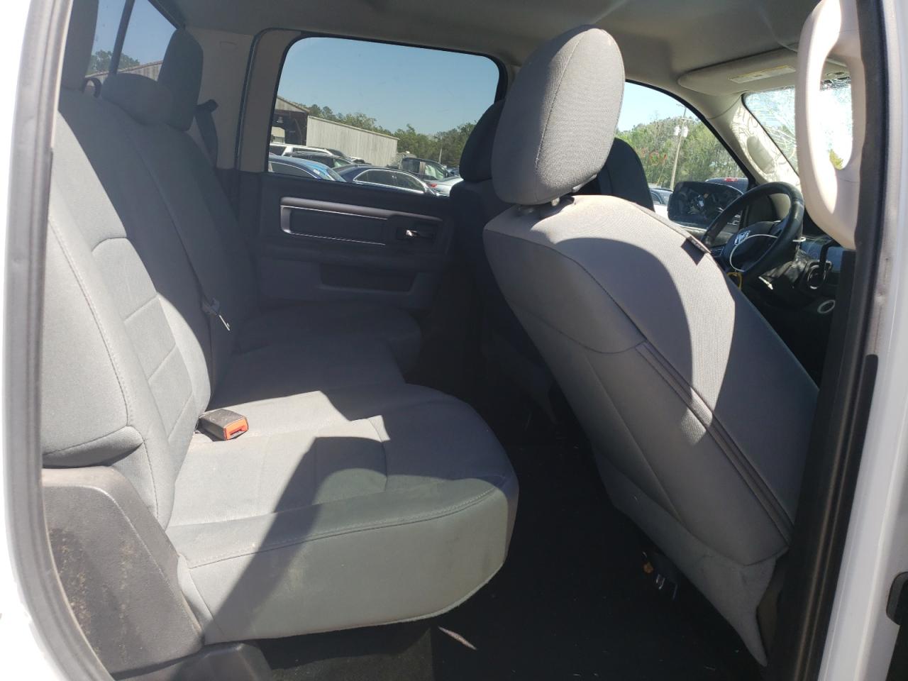 Photo 6 from auction – 2015 RAM 2500 SLT with VIN 3C6UR5DL5FG576249