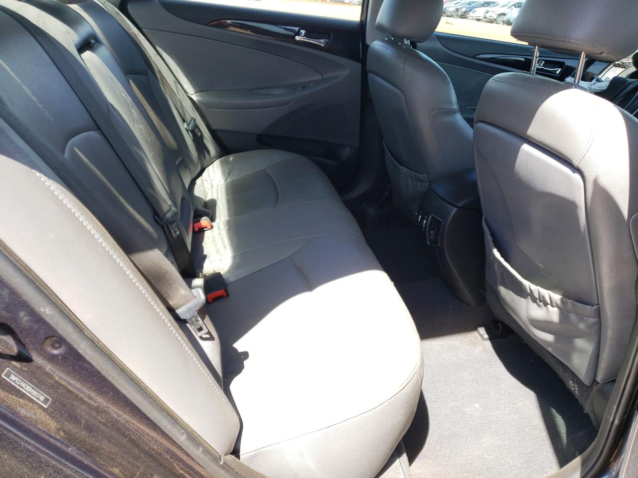Photo 6 from auction – 2013 HYUNDAI SONATA SE with VIN 5NPEC4AC8DH583746