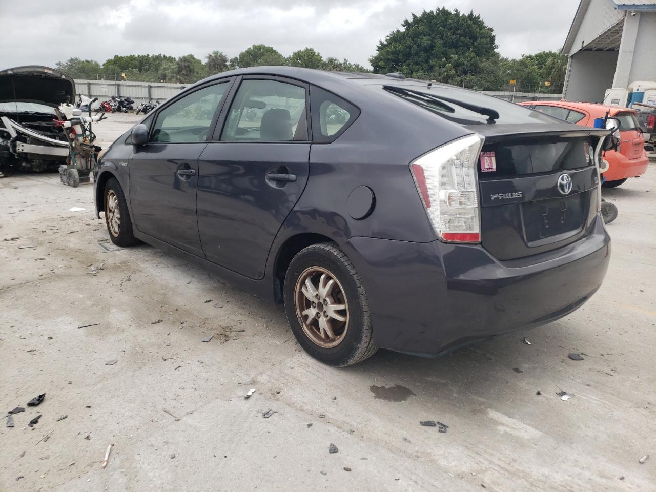 Photo 3 from auction – 2011 TOYOTA PRIUS with VIN JTDKN3DU0B1396520