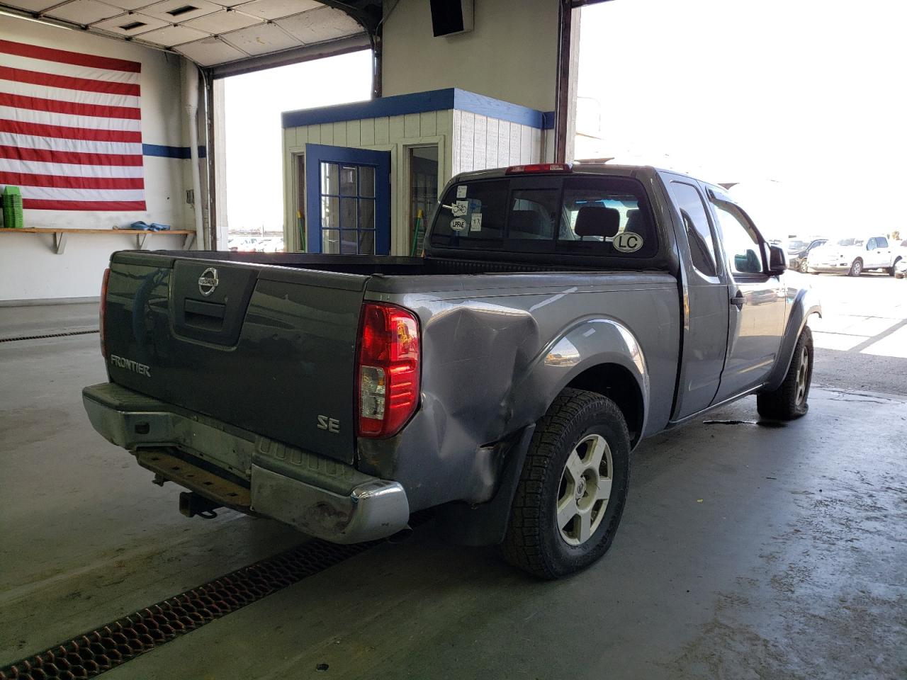 Photo 4 from auction – 2006 NISSAN FRONTIER K with VIN 1N6AD06U56C402944