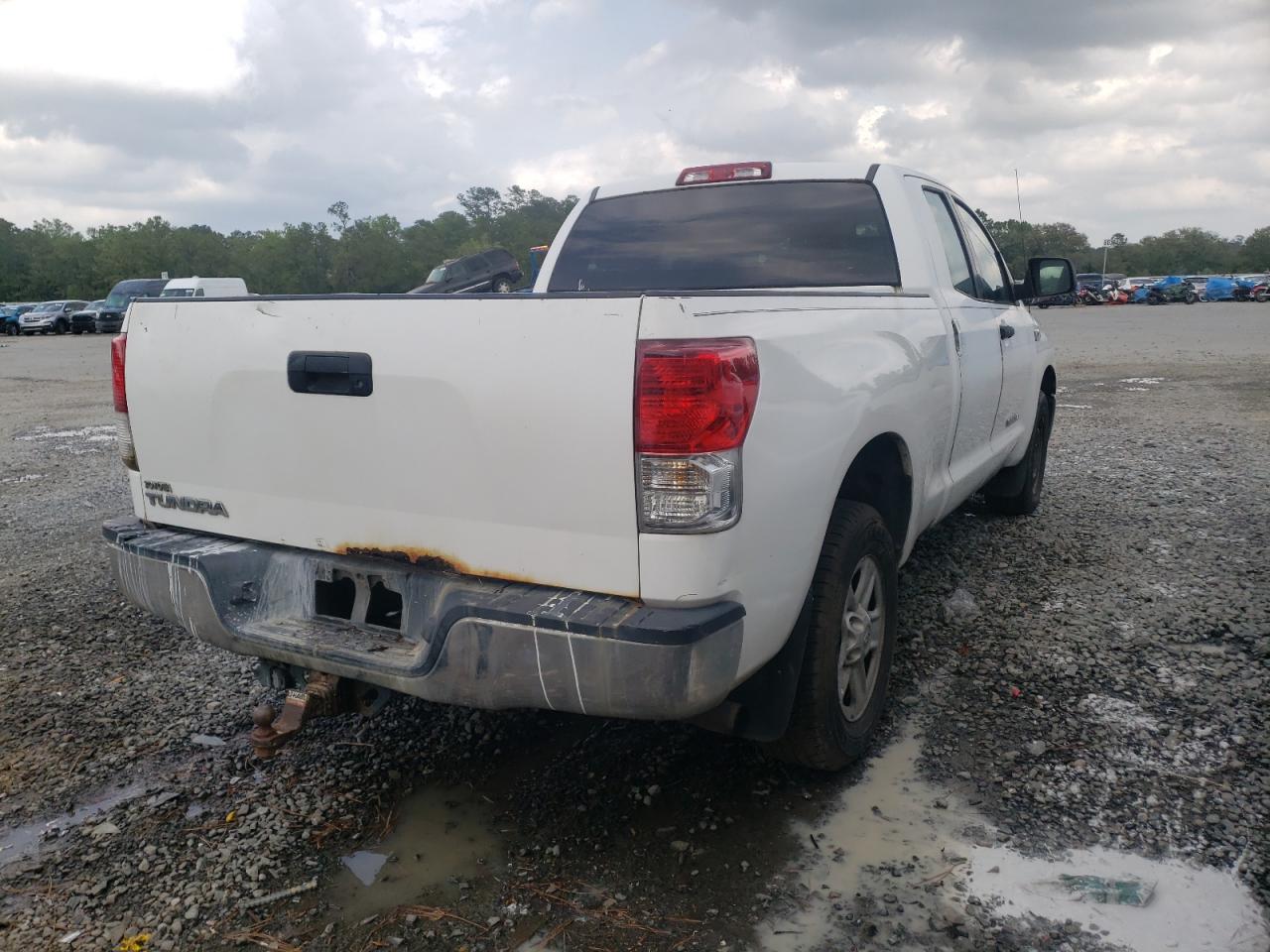 Photo 4 from auction – 2010 TOYOTA TUNDRA DOU with VIN 5TFRY5F17AX094948