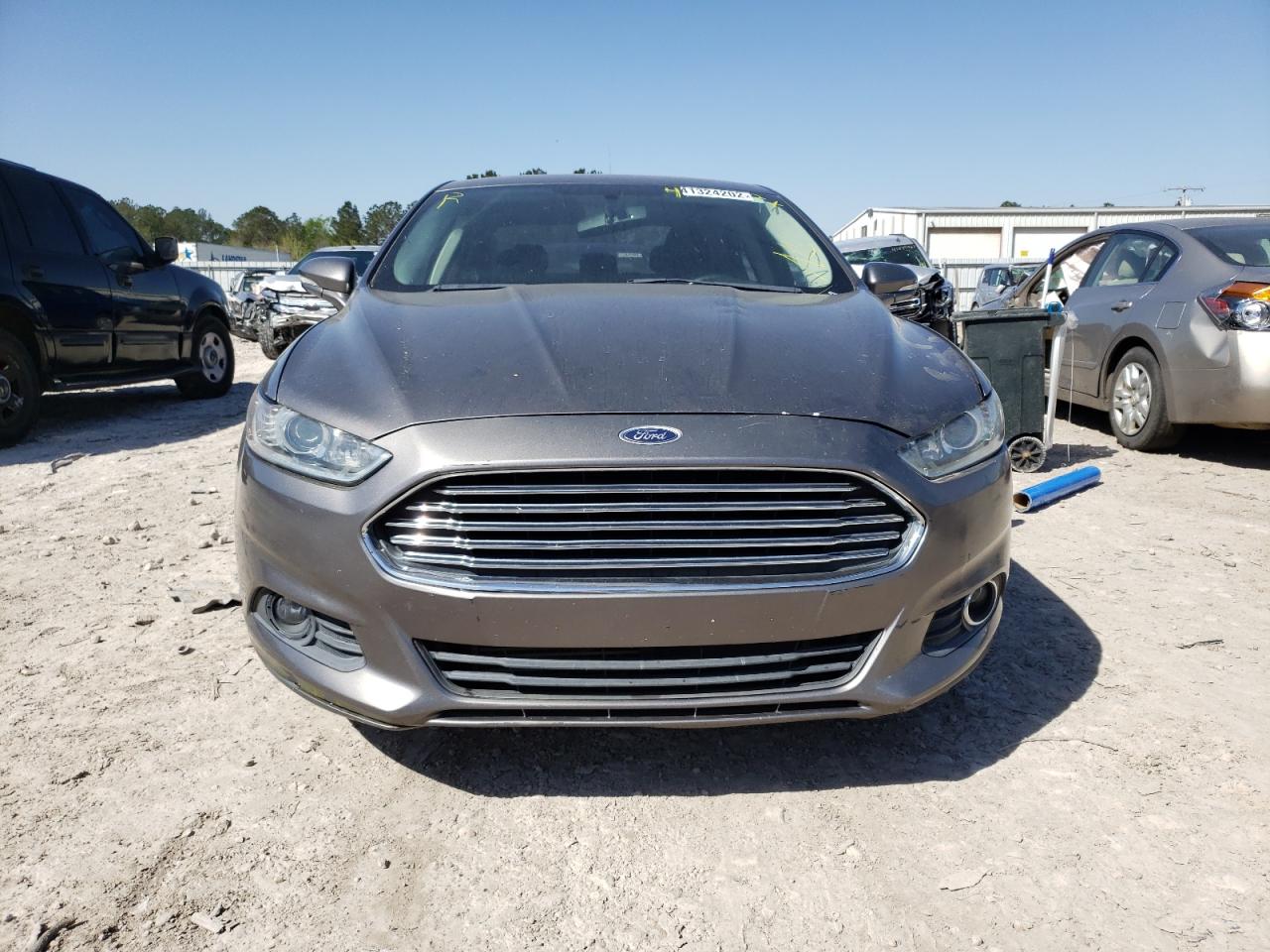 Photo 9 from auction – 2013 FORD FUSION SE with VIN 3FA6P0H94DR305487