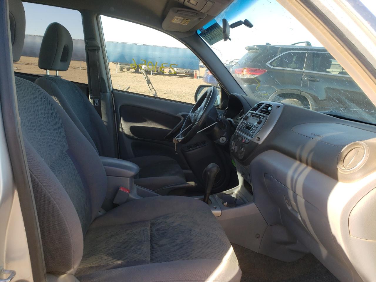 Photo 5 from auction – 2001 TOYOTA RAV4 with VIN JTEGH20V910023966