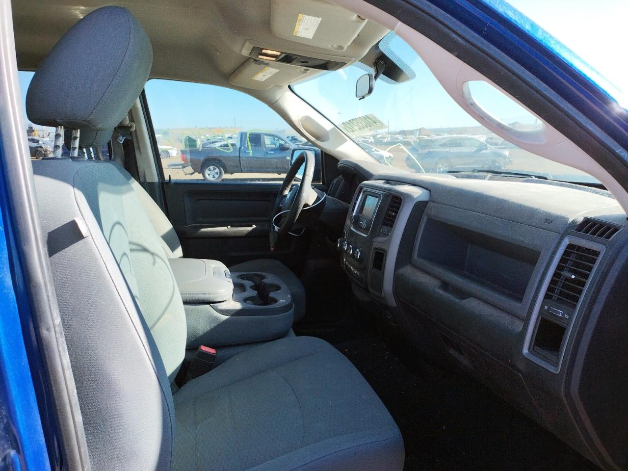 Photo 5 from auction – 2017 RAM 1500 ST with VIN 1C6RR6FT9HS715044