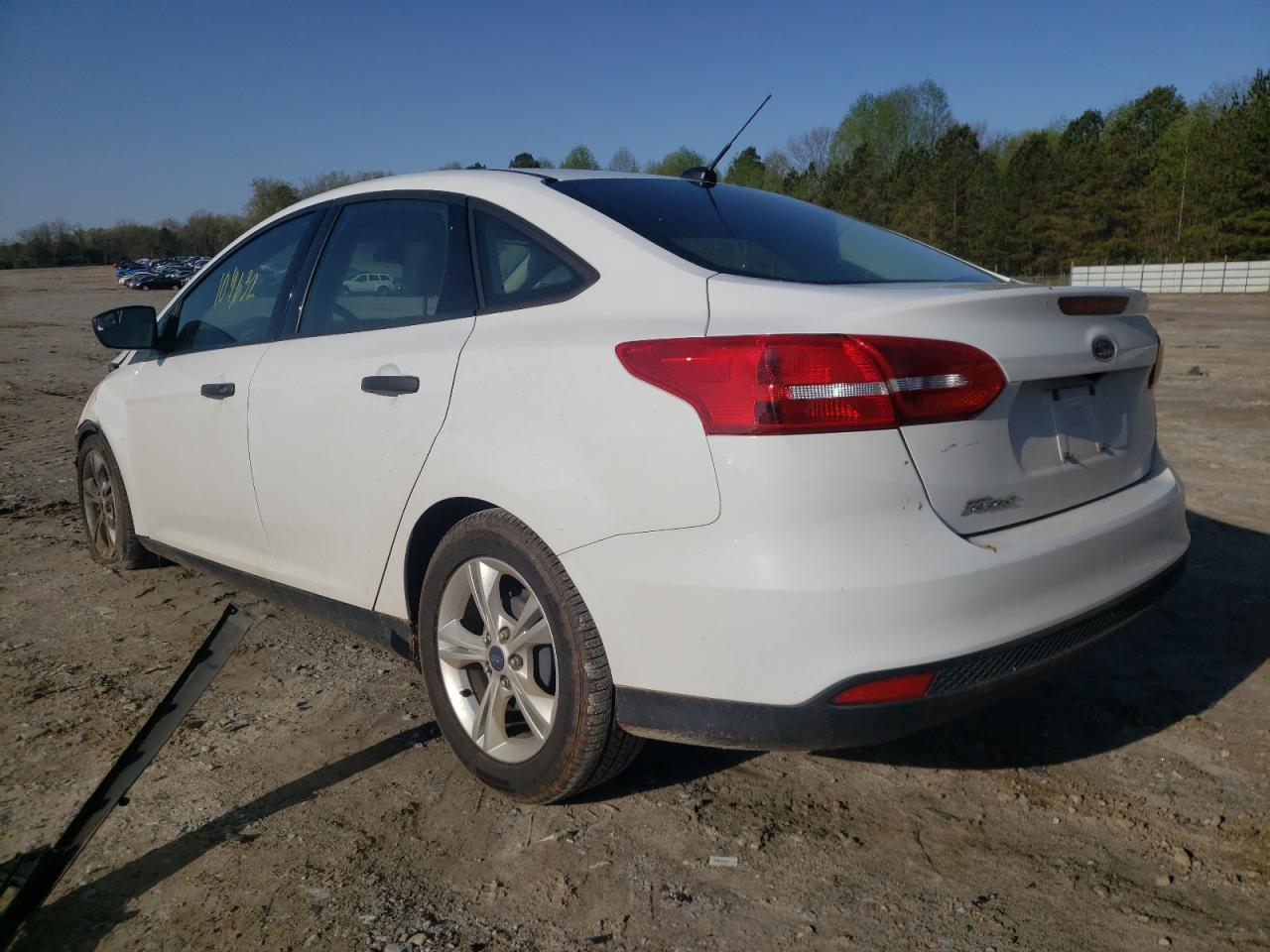 Photo 3 from auction – 2017 FORD FOCUS S with VIN 1FADP3E24HL297864