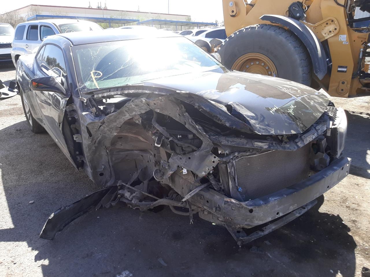 CHEVROLET CAMARO LS 2015 with VIN 2G1FB1E37F9128398 - Photo from auction