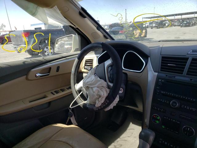 Photo 9 from auction – 2011 CHEVROLET TRAVERSE L with VIN 1GNKRJED3BJ135624