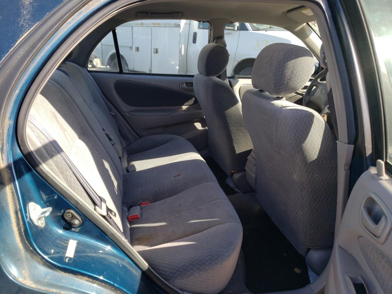 Photo 6 from auction – 2002 TOYOTA COROLLA CE with VIN 2T1BR12E92C578460