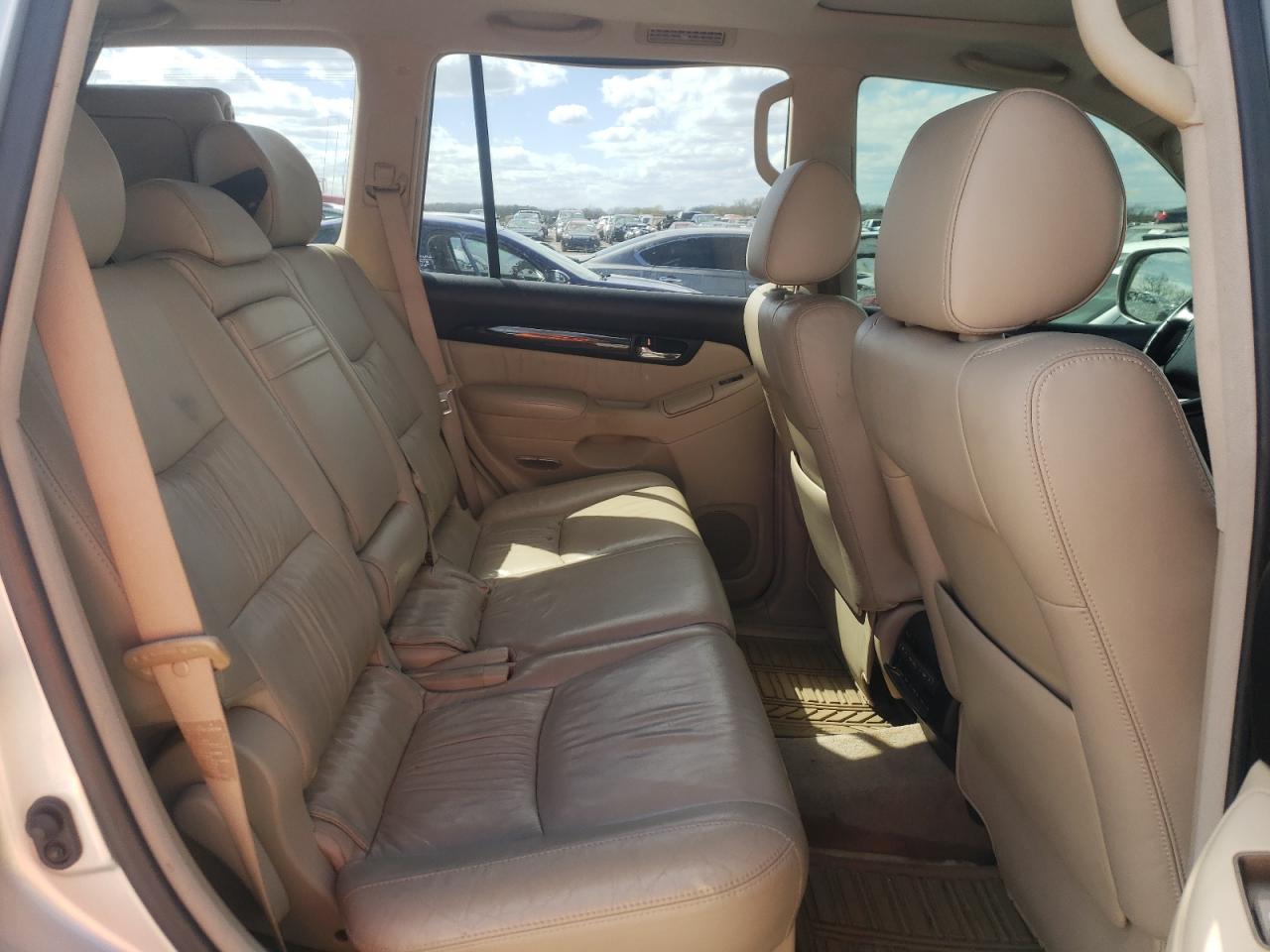 Photo 6 from auction – 2005 LEXUS GX 470 with VIN JTJBT20XX50076239