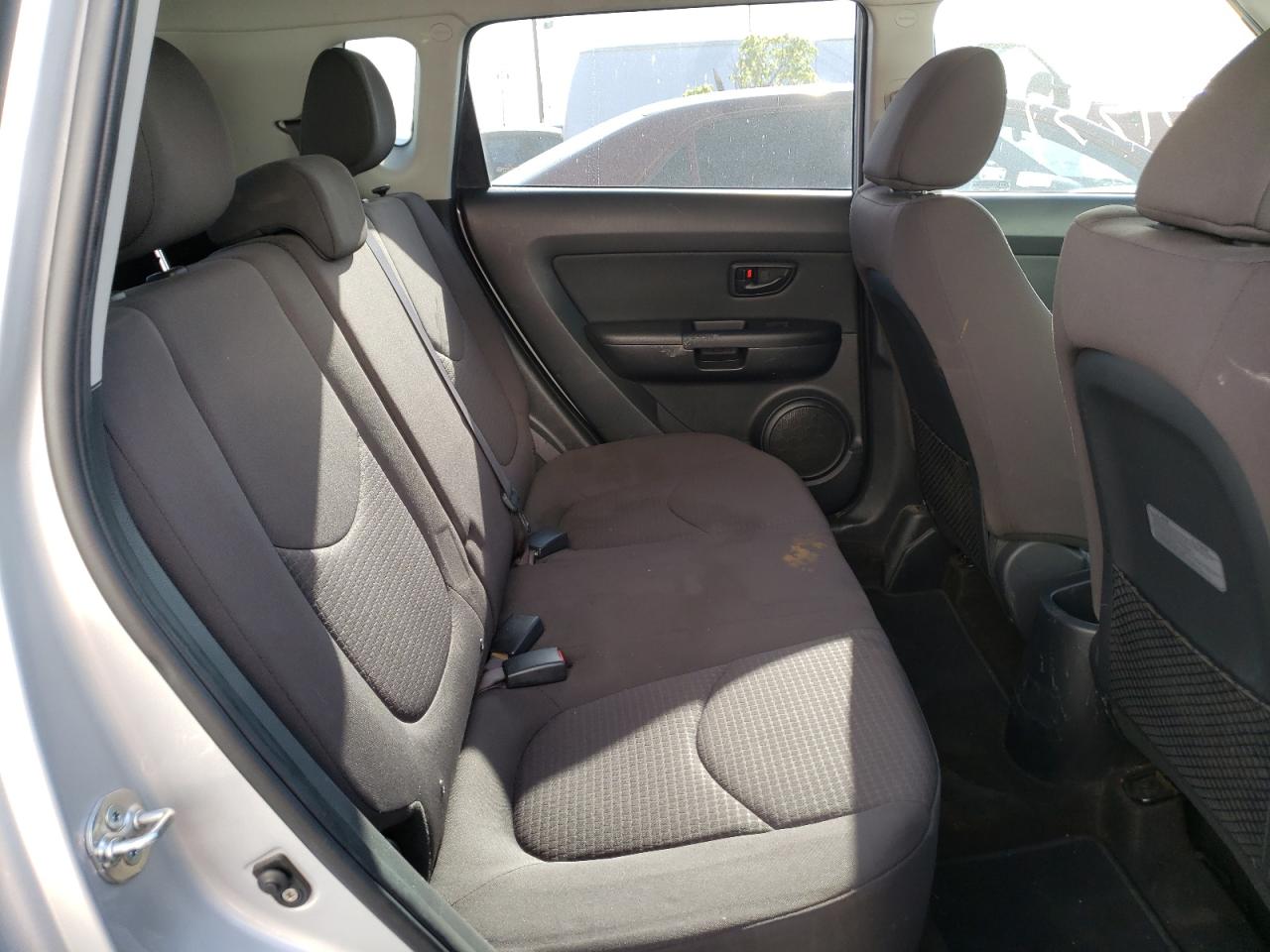 Photo 6 from auction – 2013 KIA SOUL with VIN KNDJT2A57D7776303