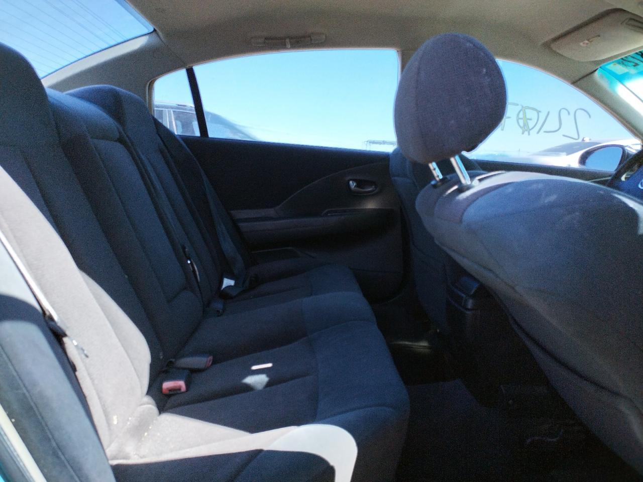 Photo 6 from auction – 2002 NISSAN ALTIMA BAS with VIN 1N4AL11DX2C115019
