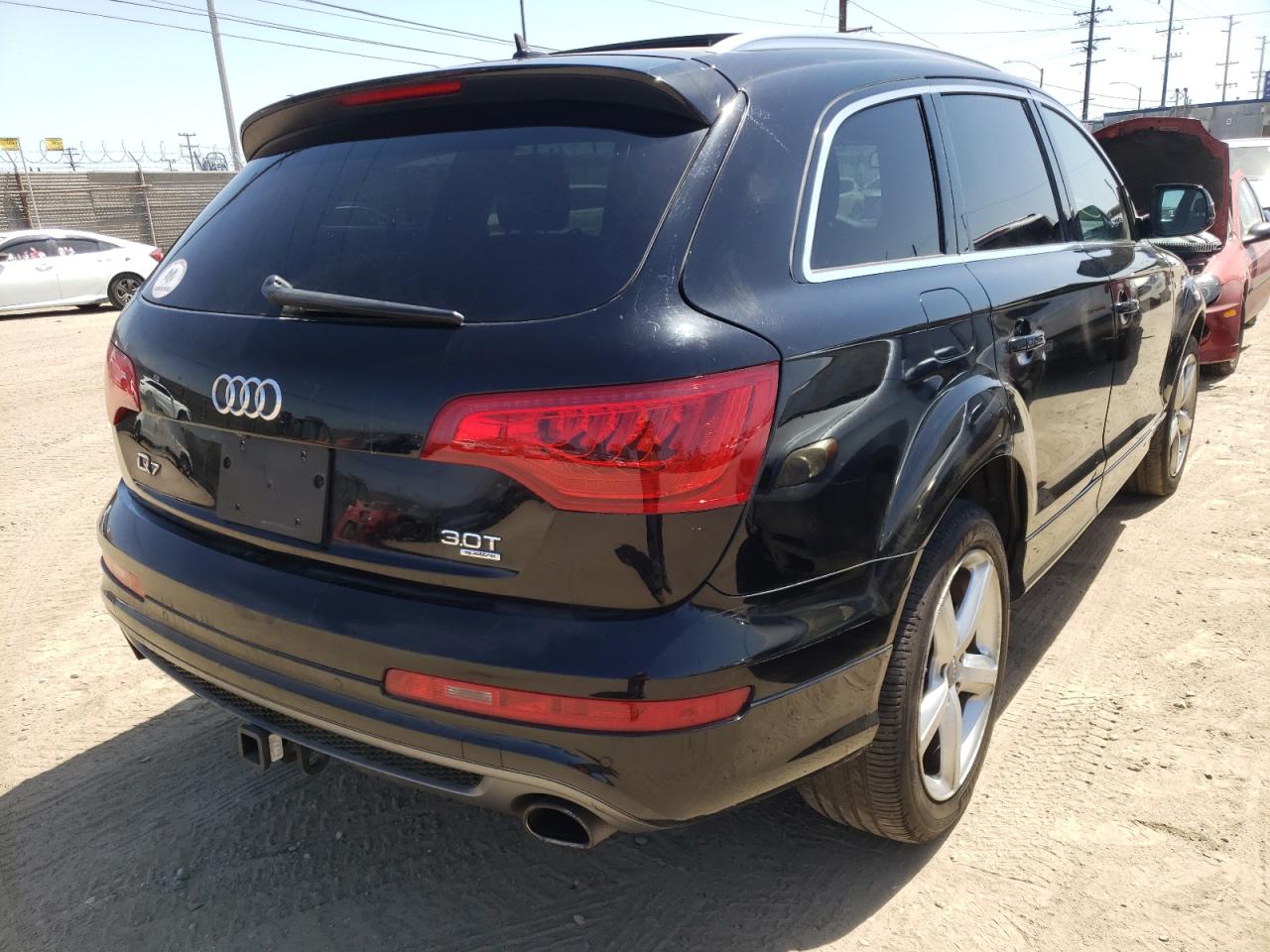 Photo 4 from auction – 2015 AUDI Q7 PRESTIG with VIN WA1DGAFE2FD005458