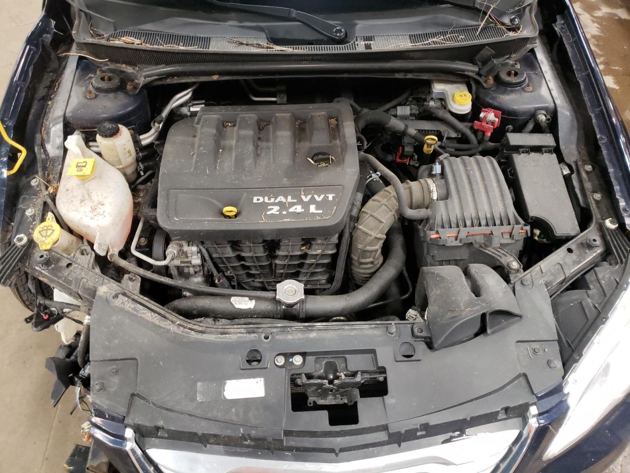 Photo 7 from auction – 2014 CHRYSLER 200 TOURIN with VIN 1C3CCBBB0EN237102