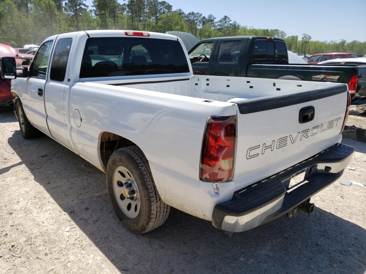Photo 3 from auction – 2005 CHEVROLET SILVERADO with VIN 2GCEC19T251313479