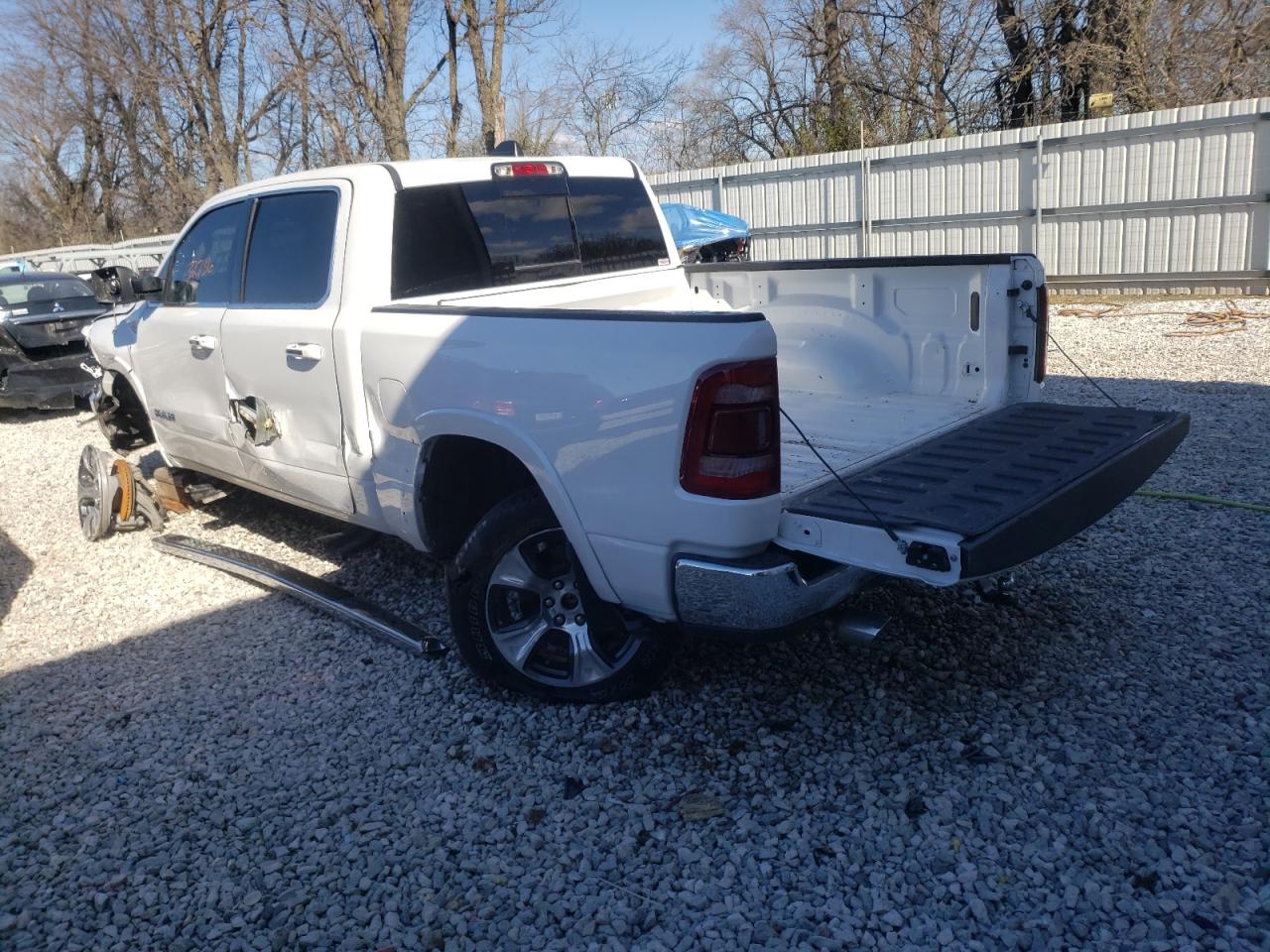 Photo 3 from auction – 2021 RAM 1500 LARAM with VIN 1C6SRFJT0MN603282