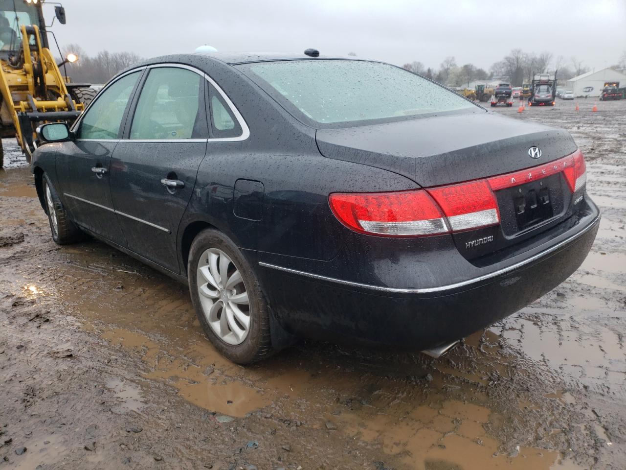 Photo 3 from auction – 2008 HYUNDAI AZERA SE with VIN KMHFC46F98A258622