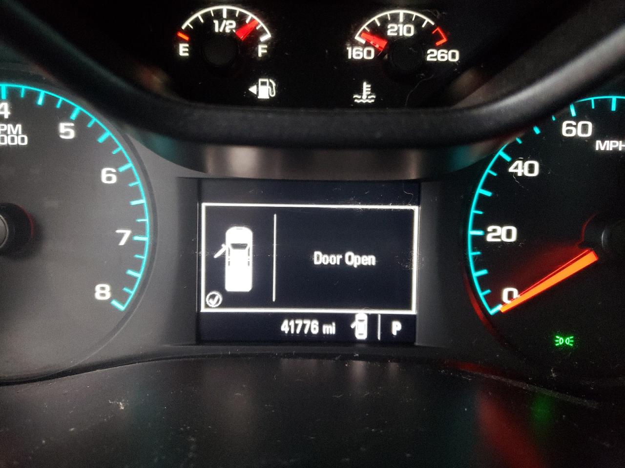 Photo 8 from auction – 2018 CHEVROLET COLORADO with VIN 1GCHSBEA0J1116823