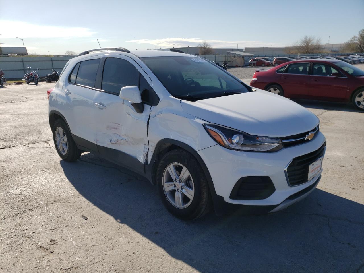 CHEVROLET TRAX 1LT 2021 with VIN KL7CJLSB0MB311039 - Photo from auction