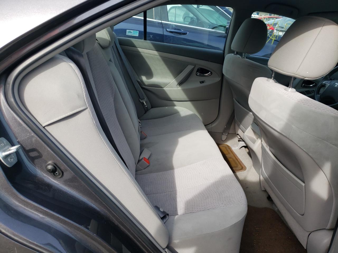 Photo 6 from auction – 2011 TOYOTA CAMRY BASE with VIN 4T4BF3EK1BR217573