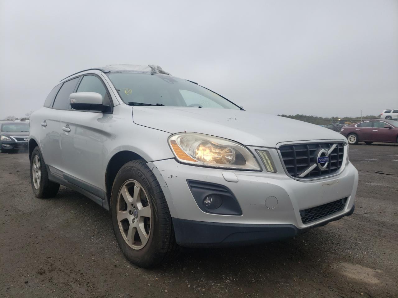 VOLVO XC60 3.2 2010 with VIN YV4960DZ8A2062442 - Photo from auction