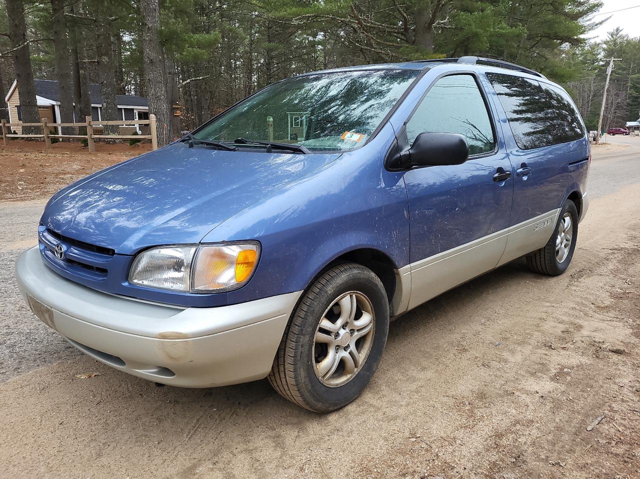 Photo 2 from auction – 2000 TOYOTA SIENNA LE with VIN 4T3ZF13C0YU273867