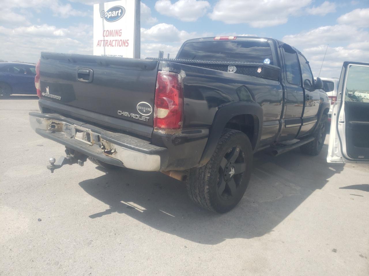 Photo 4 from auction – 2003 CHEVROLET silverado with VIN 1GCEK19T13E373414