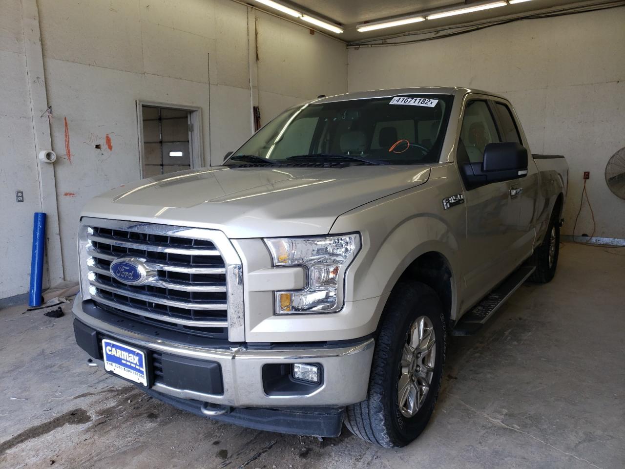 Photo 2 from auction – 2017 FORD F150 SUPER with VIN 1FTFX1EF4HFC87814