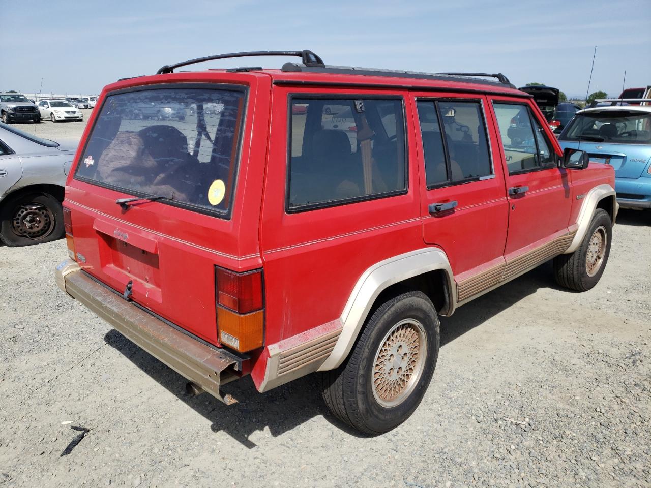 Photo 4 from auction – 1993 JEEP CHEROKEE with VIN 1J4FT78S6PL610102