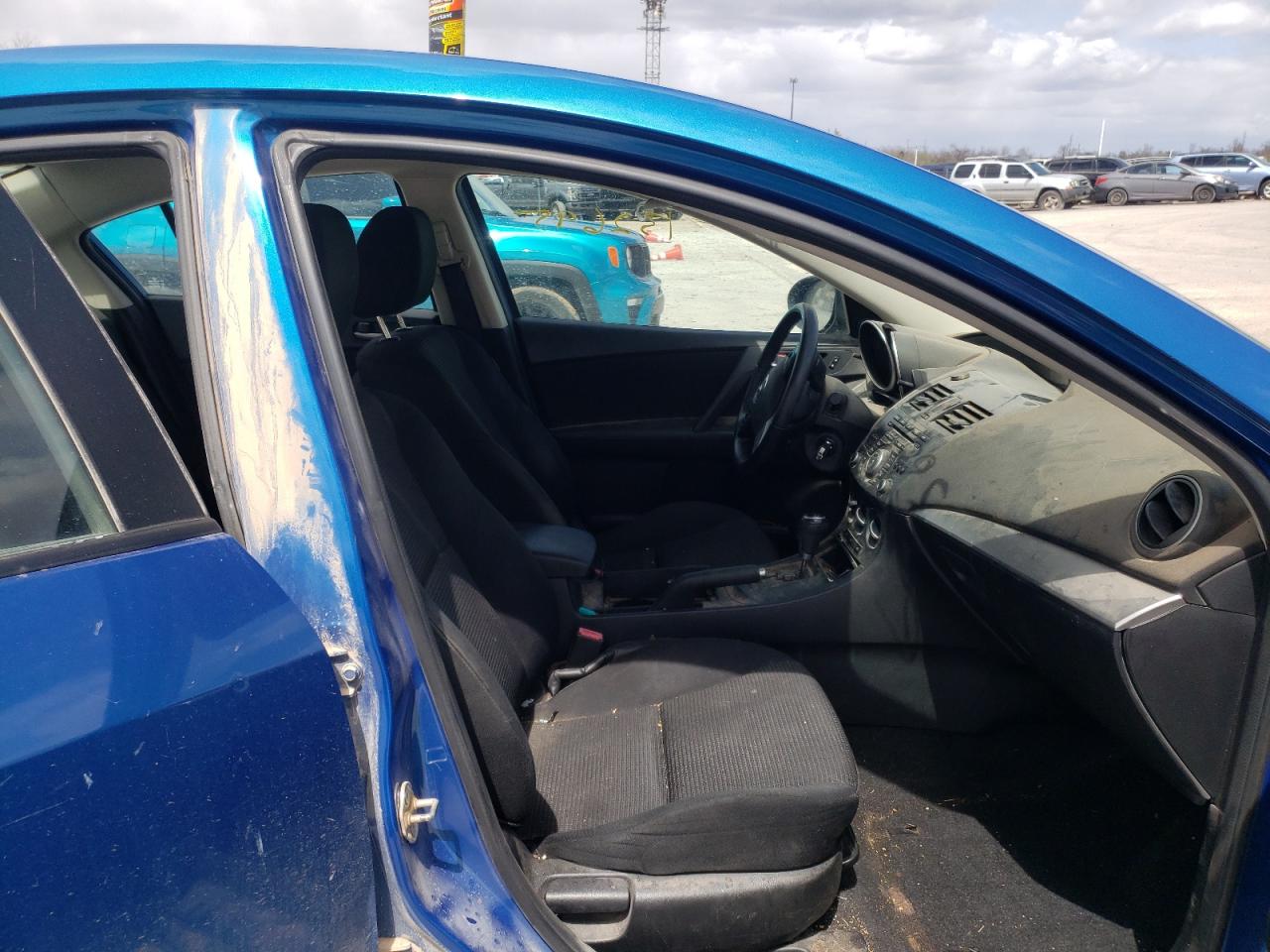 Photo 5 from auction – 2012 MAZDA 3 I with VIN JM1BL1V79C1656045