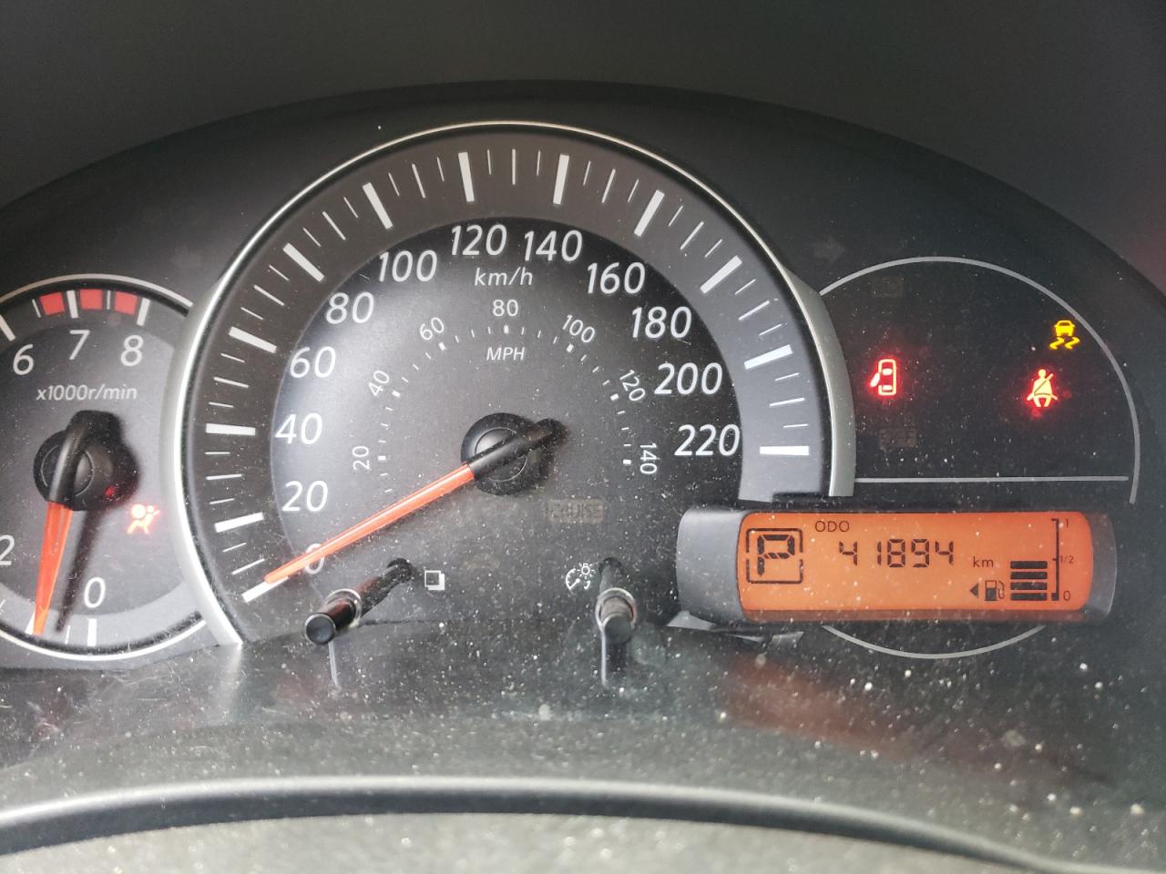 Photo 8 from auction – 2016 NISSAN MICRA with VIN 3N1CK3CP0GL264286