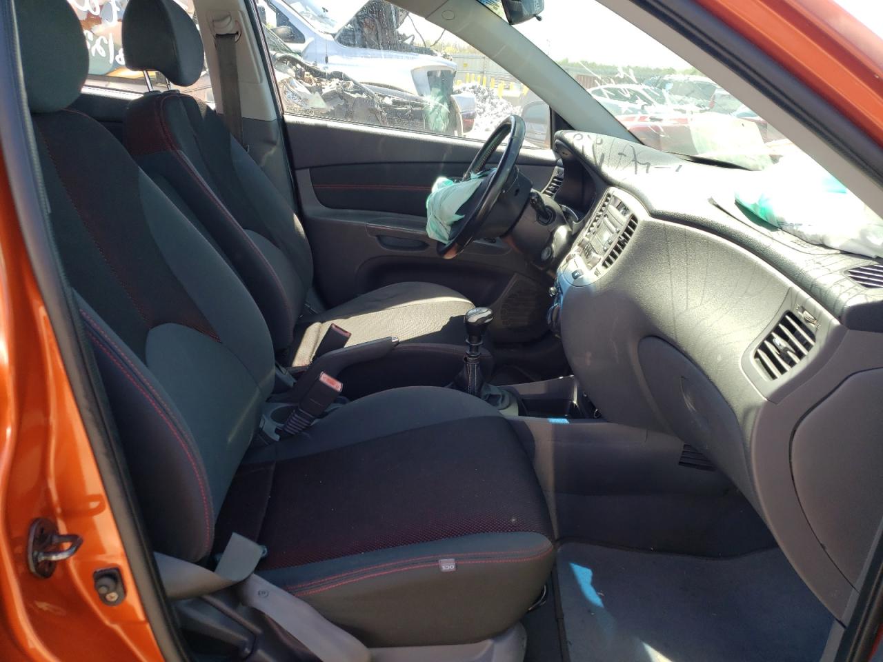 Photo 5 from auction – 2007 KIA RIO 5 SX with VIN KNADE163776248146