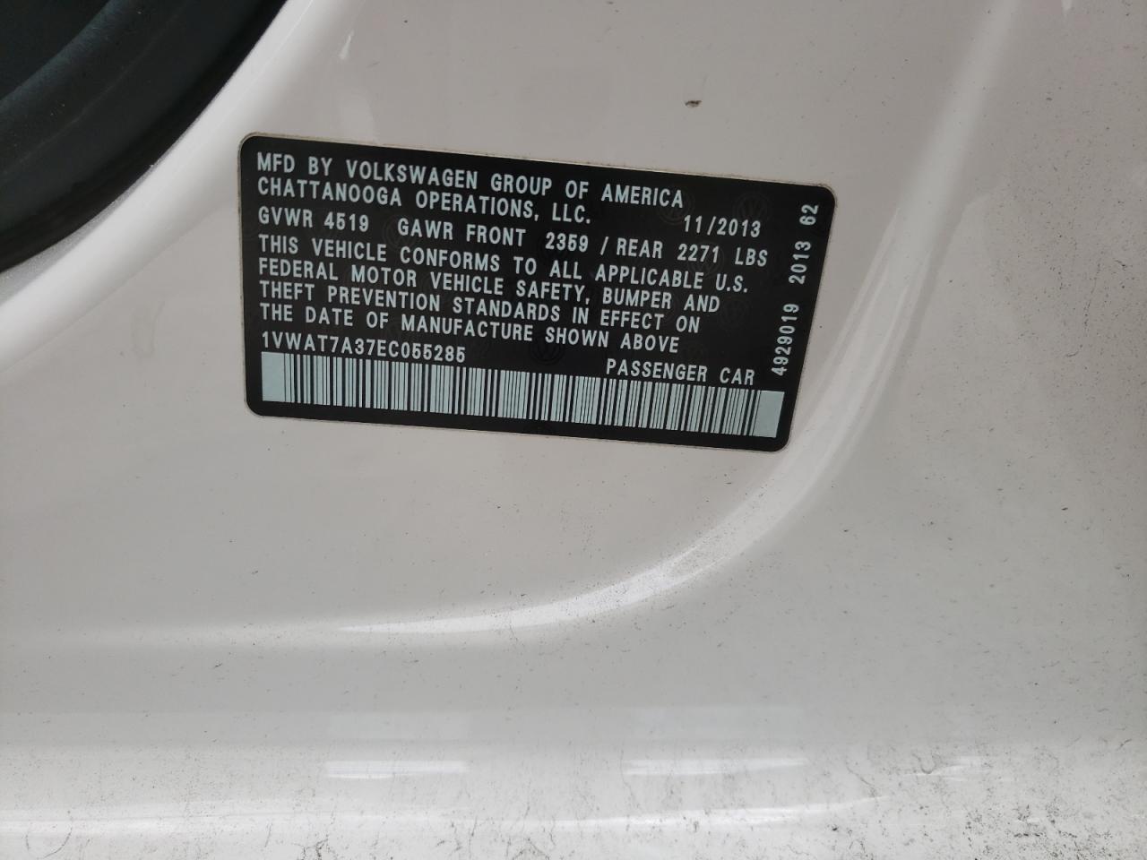 Photo 10 from auction – 2014 VOLKSWAGEN PASSAT S with VIN 1VWAT7A37EC055285