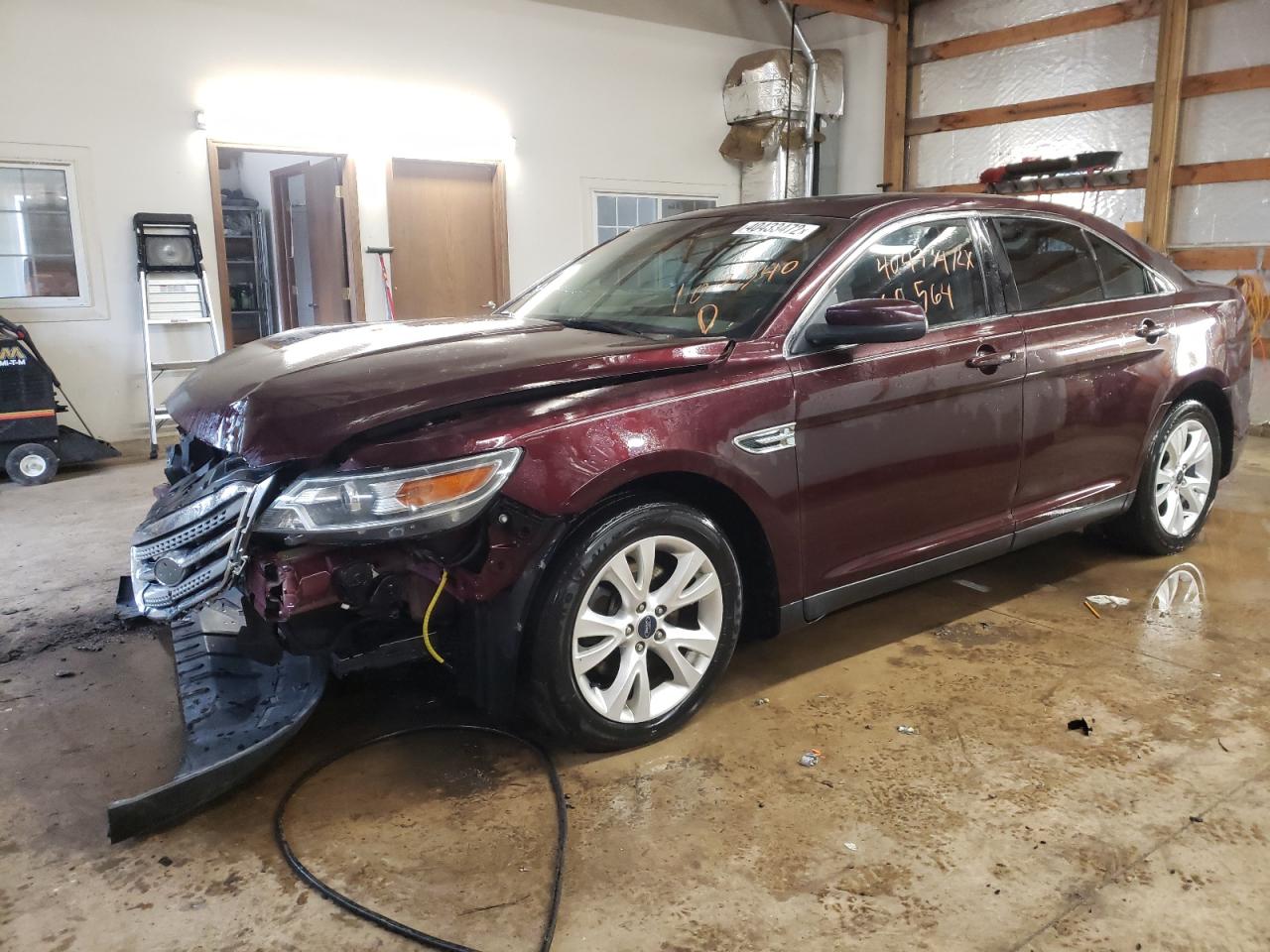 Photo 2 from auction – 2011 FORD TAURUS SEL with VIN 1FAHP2EW4BG102540