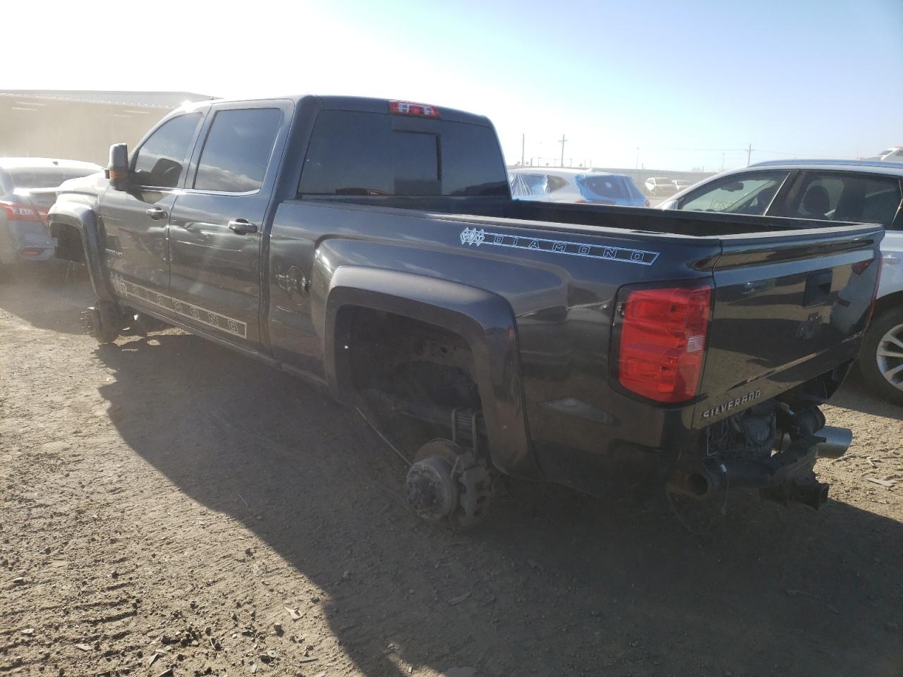 Photo 16 from auction – 2016 CHEVROLET SILVERADO with VIN 1GC1KWE89GF223936