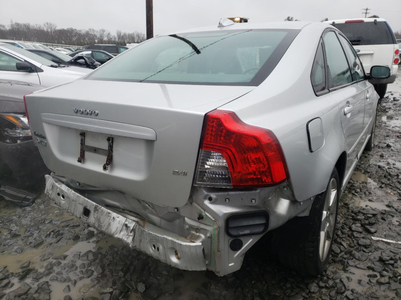 Photo 4 from auction – 2008 VOLVO S40 2.4I with VIN YV1MS382082358230