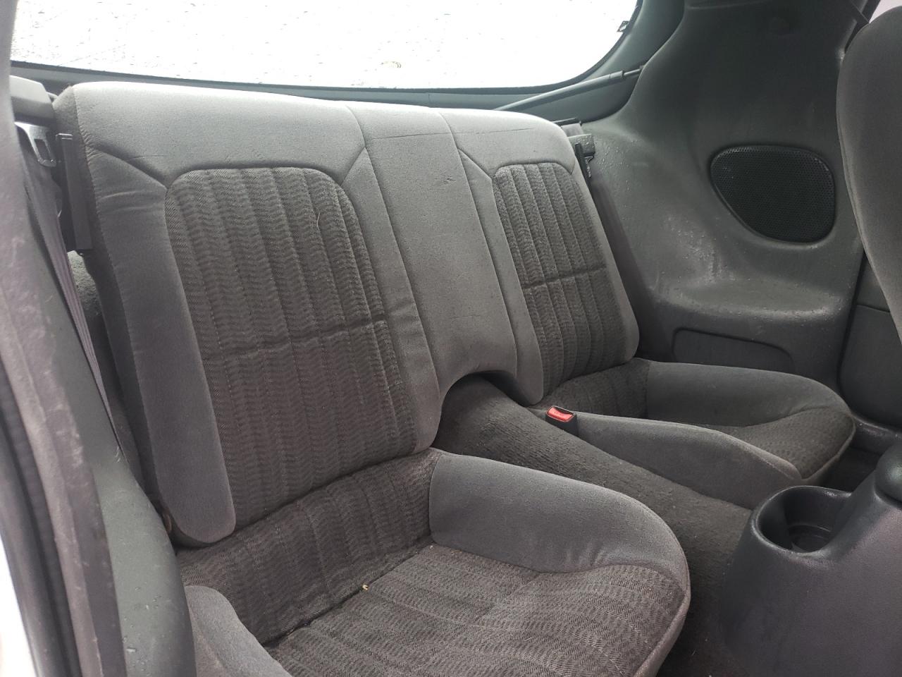 Photo 6 from auction – 1998 CHEVROLET CAMARO with VIN 2G1FP22K3W2153021
