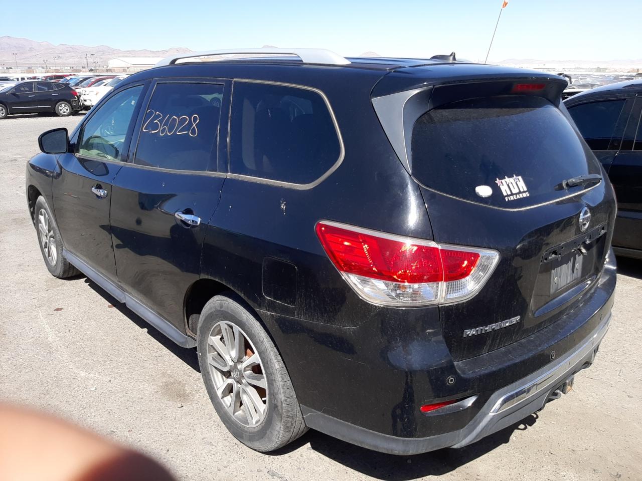 Photo 3 from auction – 2014 NISSAN PATHFINDER with VIN 5N1AR2MM3EC602508