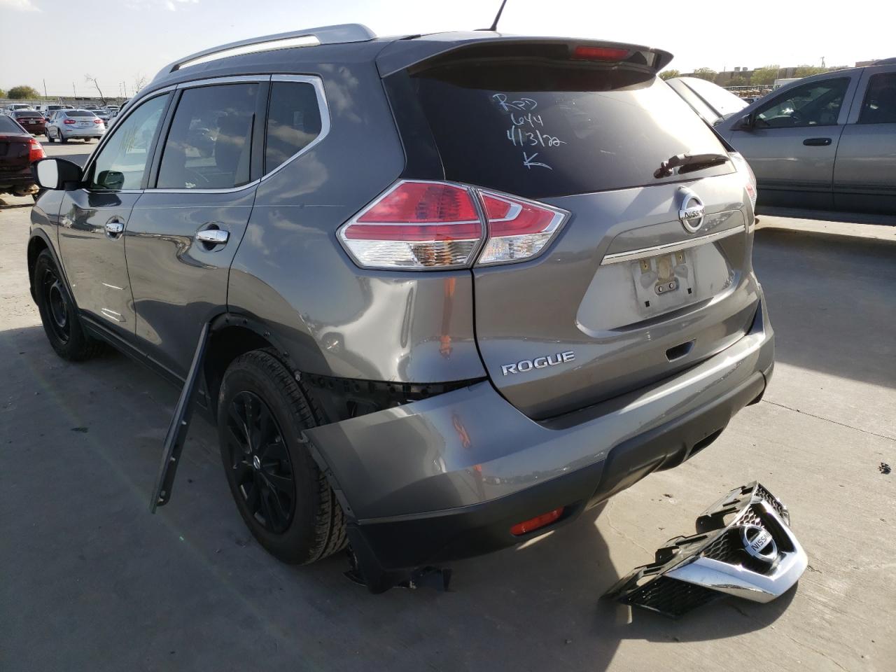 Photo 3 from auction – 2016 NISSAN ROGUE S with VIN JN8AT2MT2GW014909