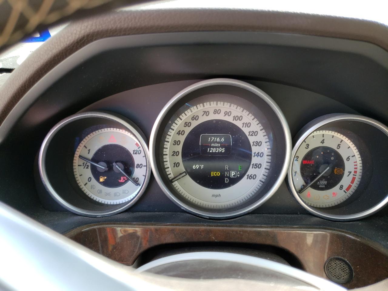 Photo 8 from auction – 2014 MERCEDES-BENZ E 350 with VIN WDDHF5KBXEA900702
