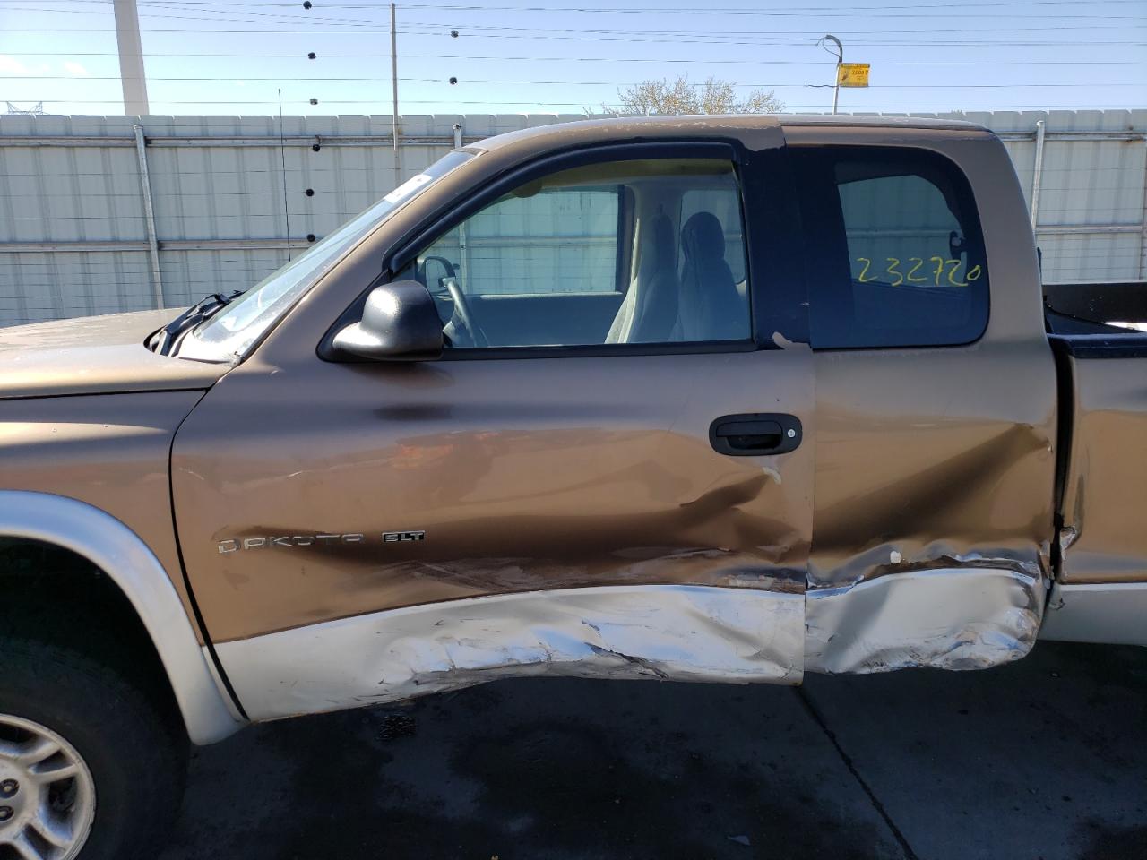 Photo 9 from auction – 2001 DODGE DAKOTA with VIN 1B7GG22N21S148865