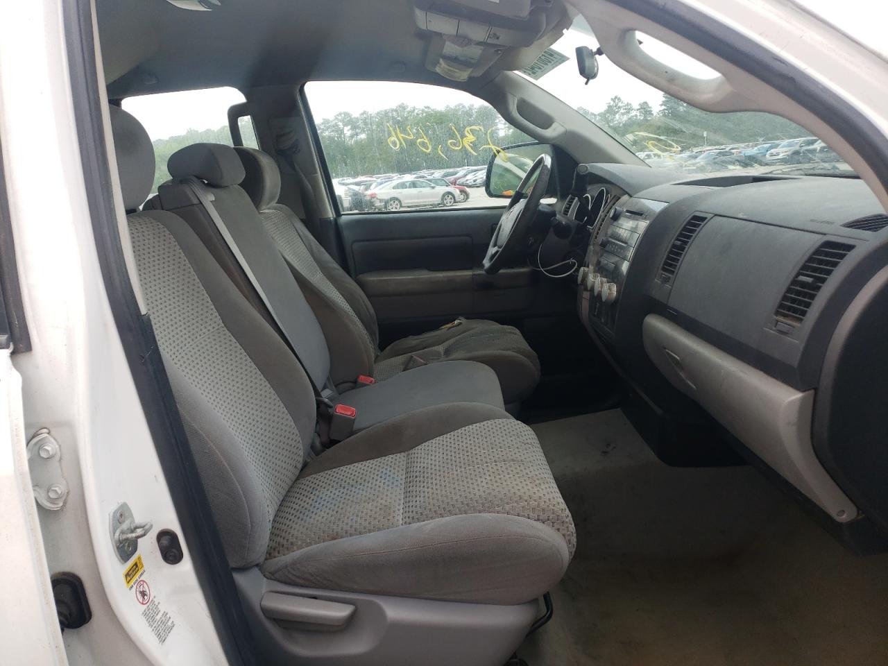 Photo 5 from auction – 2010 TOYOTA TUNDRA DOU with VIN 5TFRY5F17AX094948
