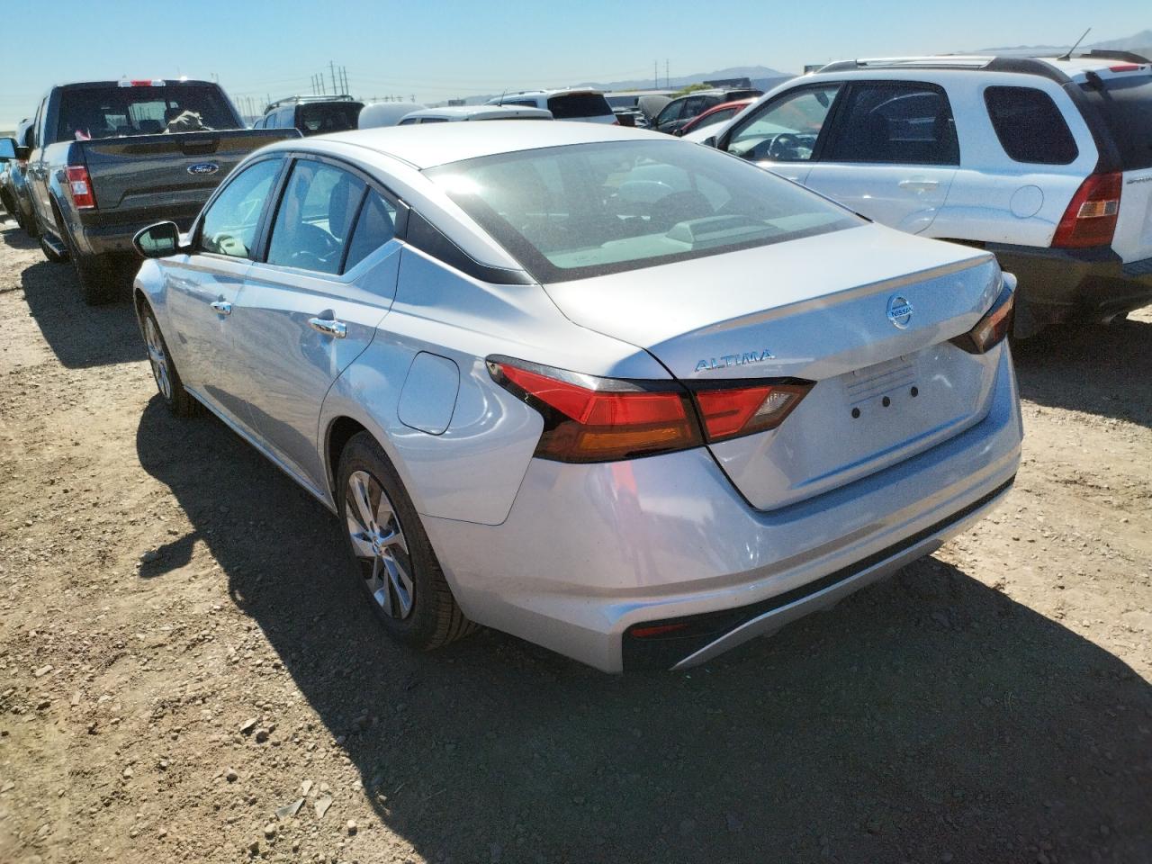 Photo 3 from auction – 2021 NISSAN ALTIMA S with VIN 1N4BL4BV4MN365019