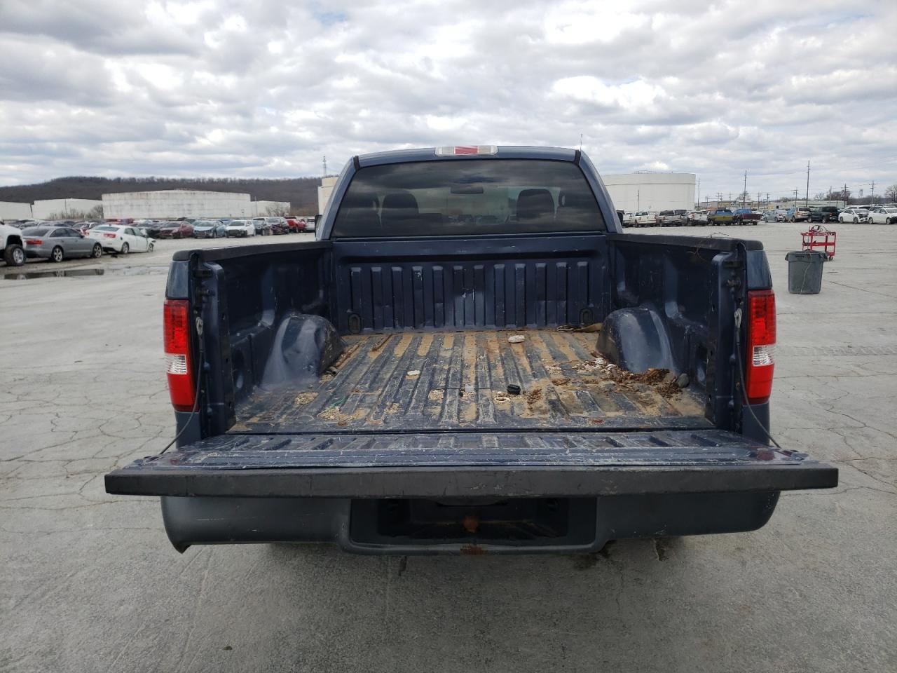 Photo 6 from auction – 2006 FORD F150 with VIN 1FTRF12276NB39631