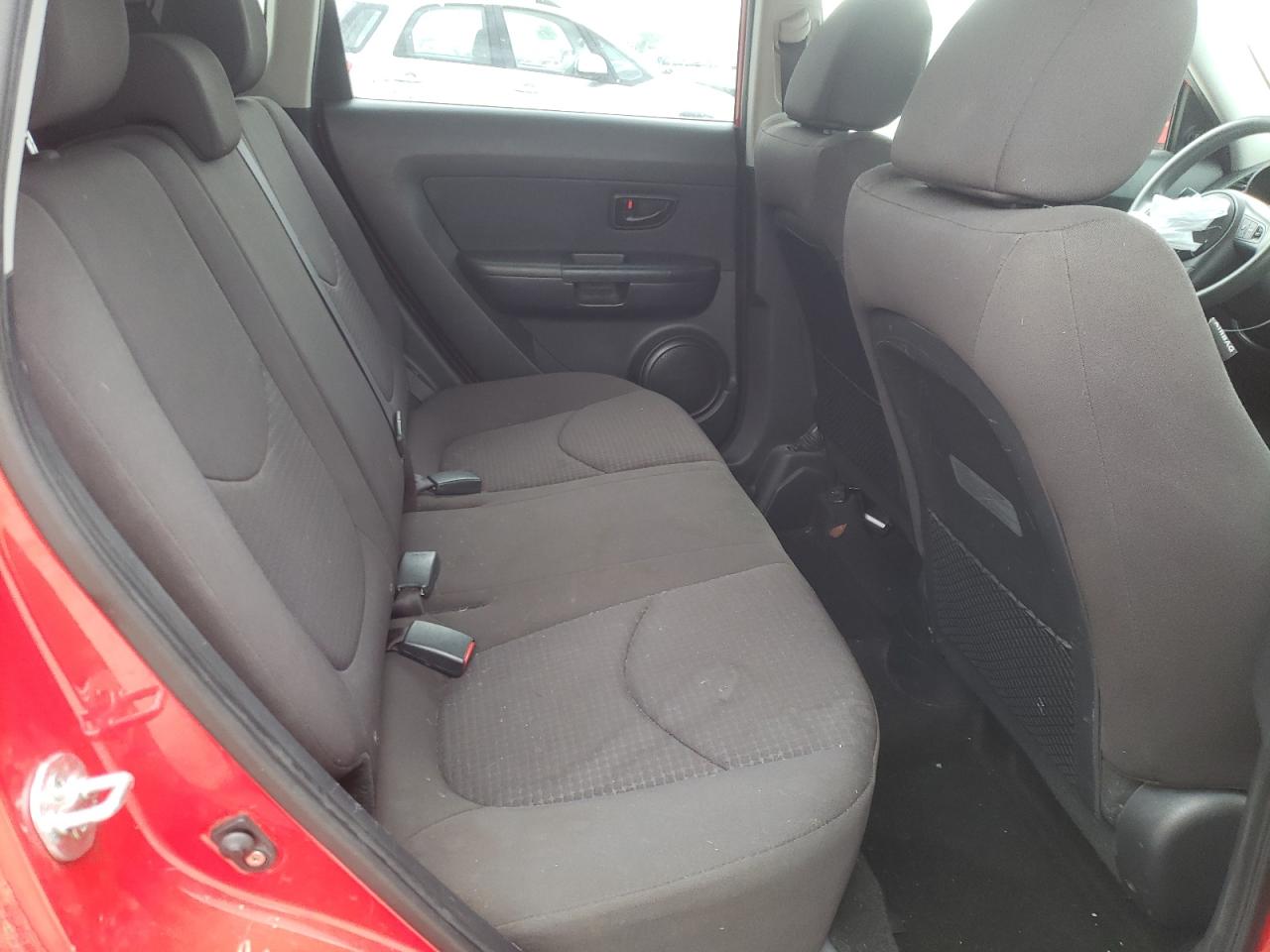 Photo 6 from auction – 2013 KIA SOUL with VIN KNDJT2A56D7583866