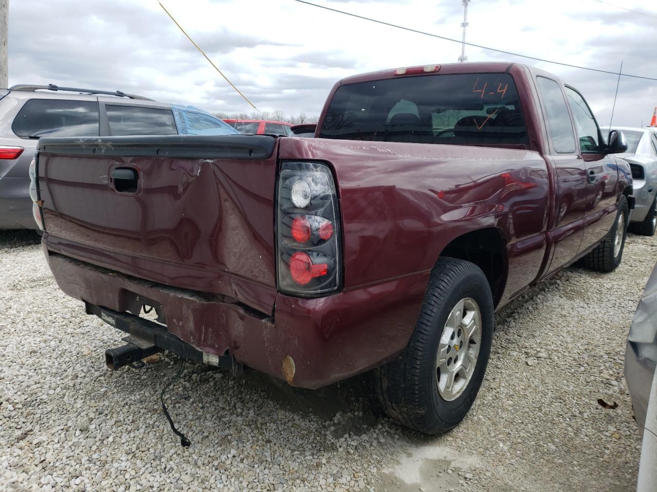 Photo 4 from auction – 2001 CHEVROLET SILVERADO with VIN 2GCEC19TX11147772