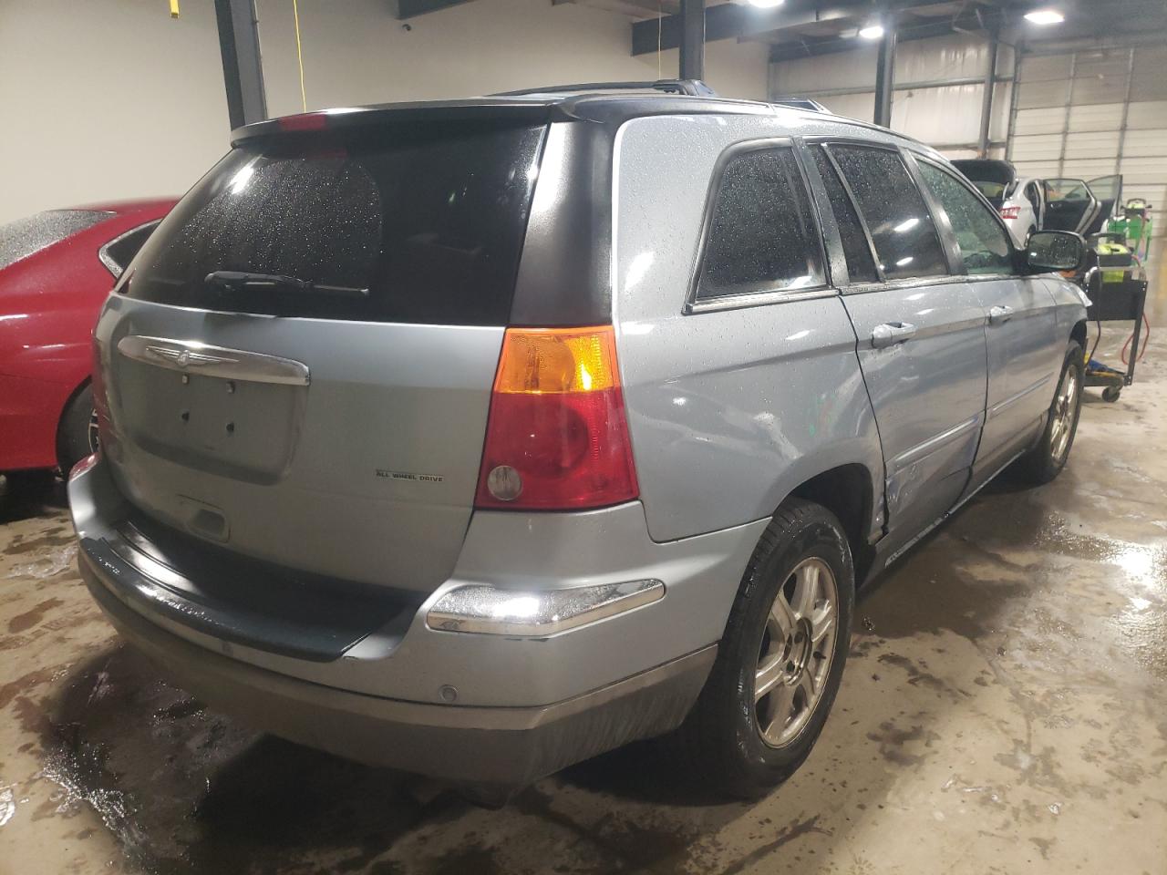 Photo 4 from auction – 2006 CHRYSLER PACIFICA T with VIN 2A8GF68456R612905