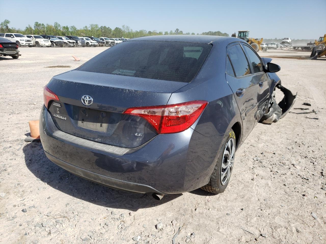 Photo 4 from auction – 2017 TOYOTA COROLLA L with VIN 5YFBURHE0HP645122