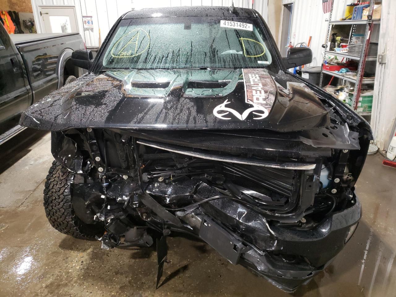 Photo 9 from auction – 2017 CHEVROLET SILVERADO with VIN 3GCUKSECXHG258107