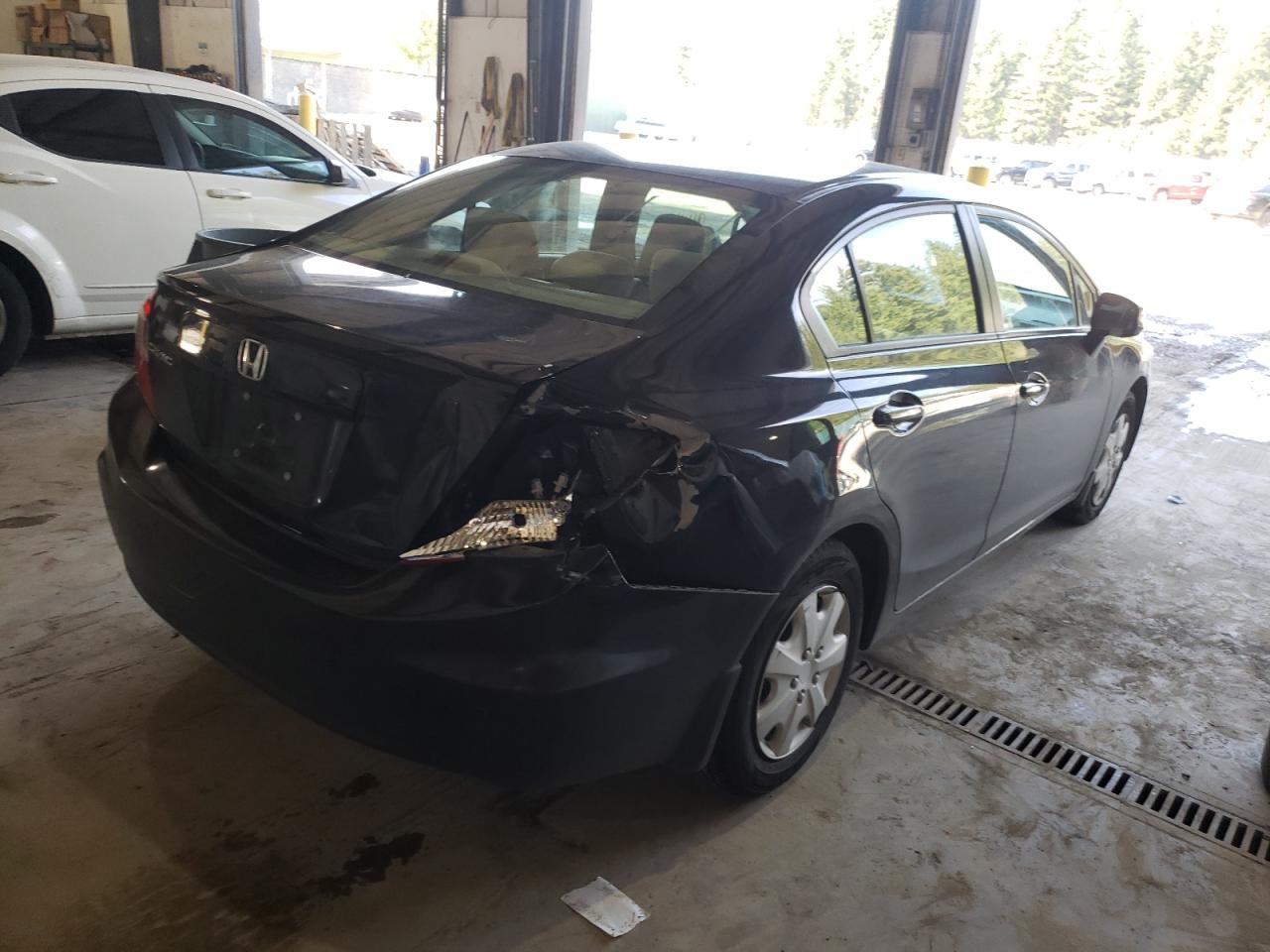 Photo 4 from auction – 2012 HONDA CIVIC LX with VIN 19XFB2F54CE354280