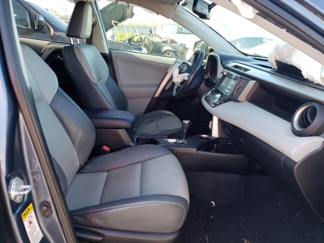 Photo 5 from auction – 2013 TOYOTA RAV4 LIMIT with VIN 2T3DFREV3DW070957